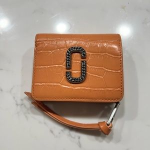 Marc Jacobs Bi-fold Wallet Croco Style